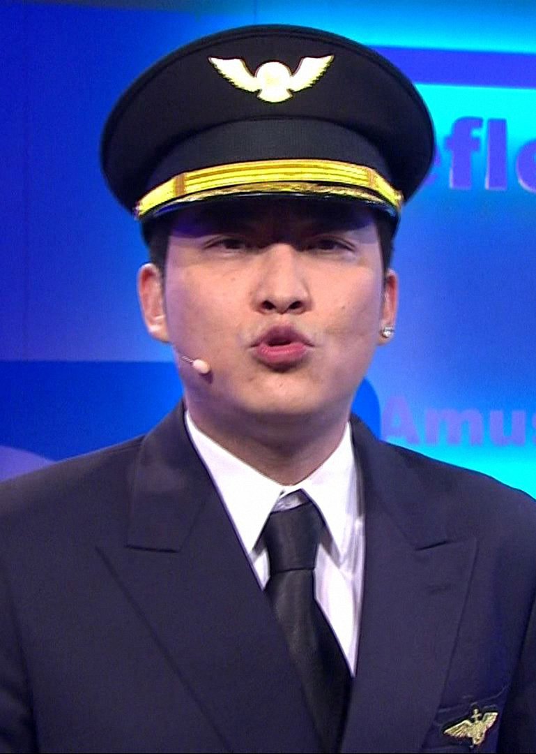 笑逐言开封面图