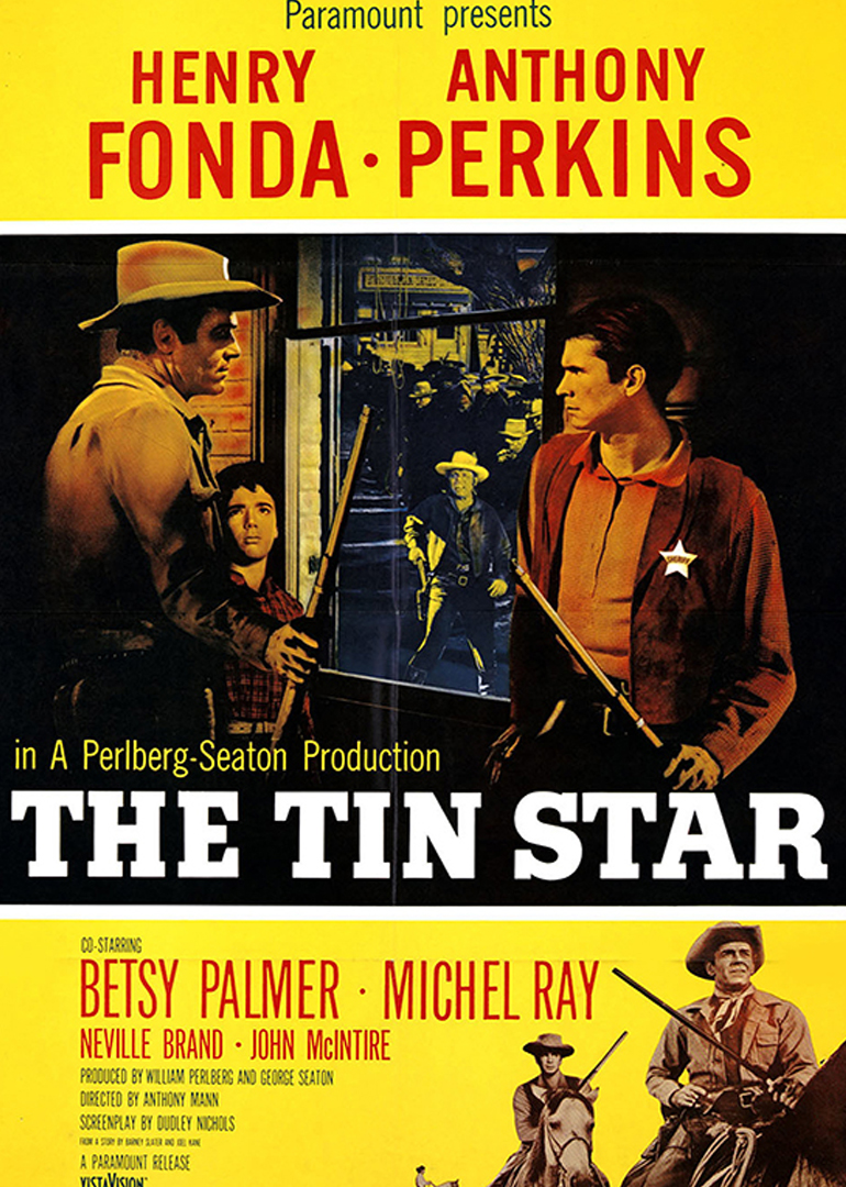 铁血警徽封面图