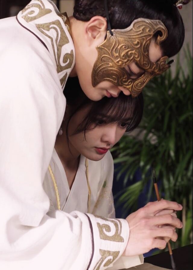 王爷你的面具掉了封面图