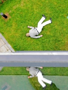 如梦初醒封面图